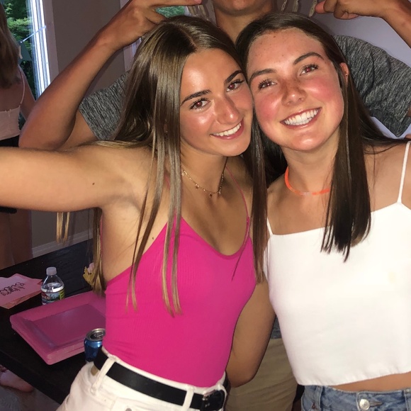 Meet your Posher, Lauren - Picture 1 of 1